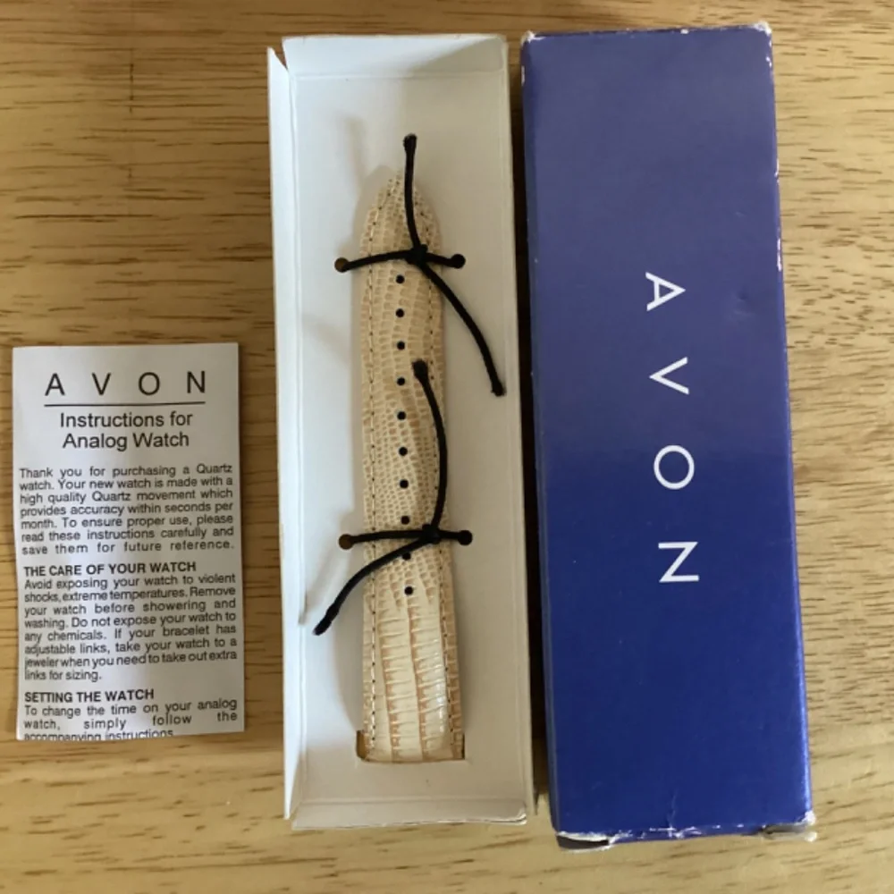 Avon vintage gold